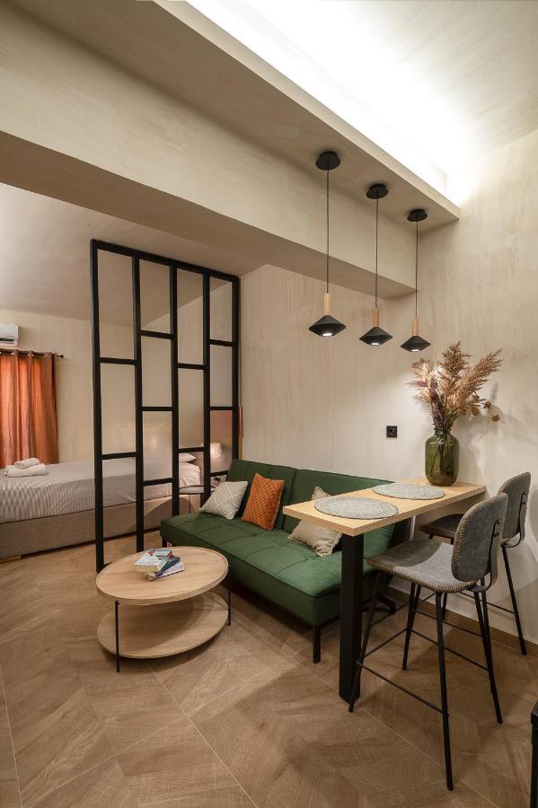 Leo Apartment *